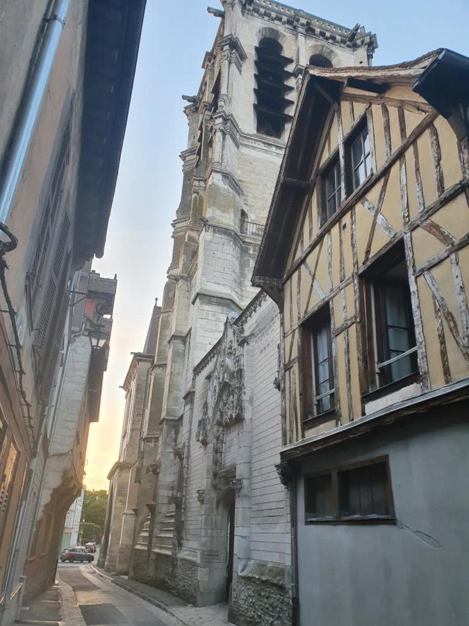 Le Logis Du Clocher 트루아 외부 사진